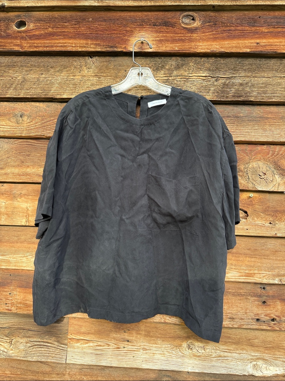 Annie bing top